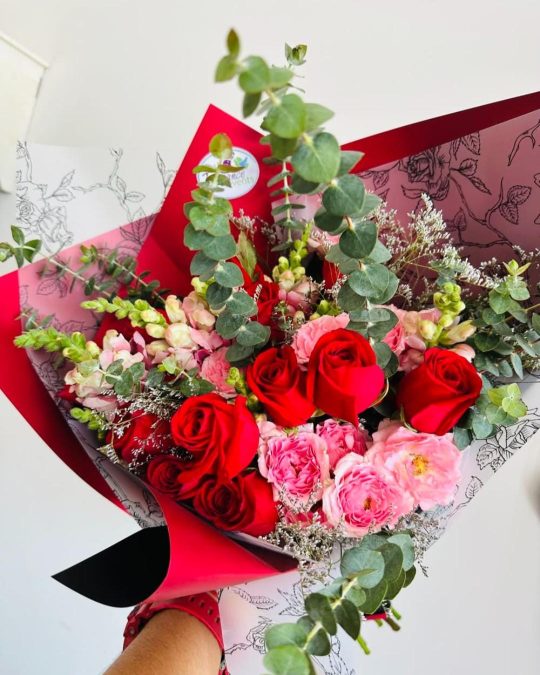 Ramo de Rosas y Mini rosas